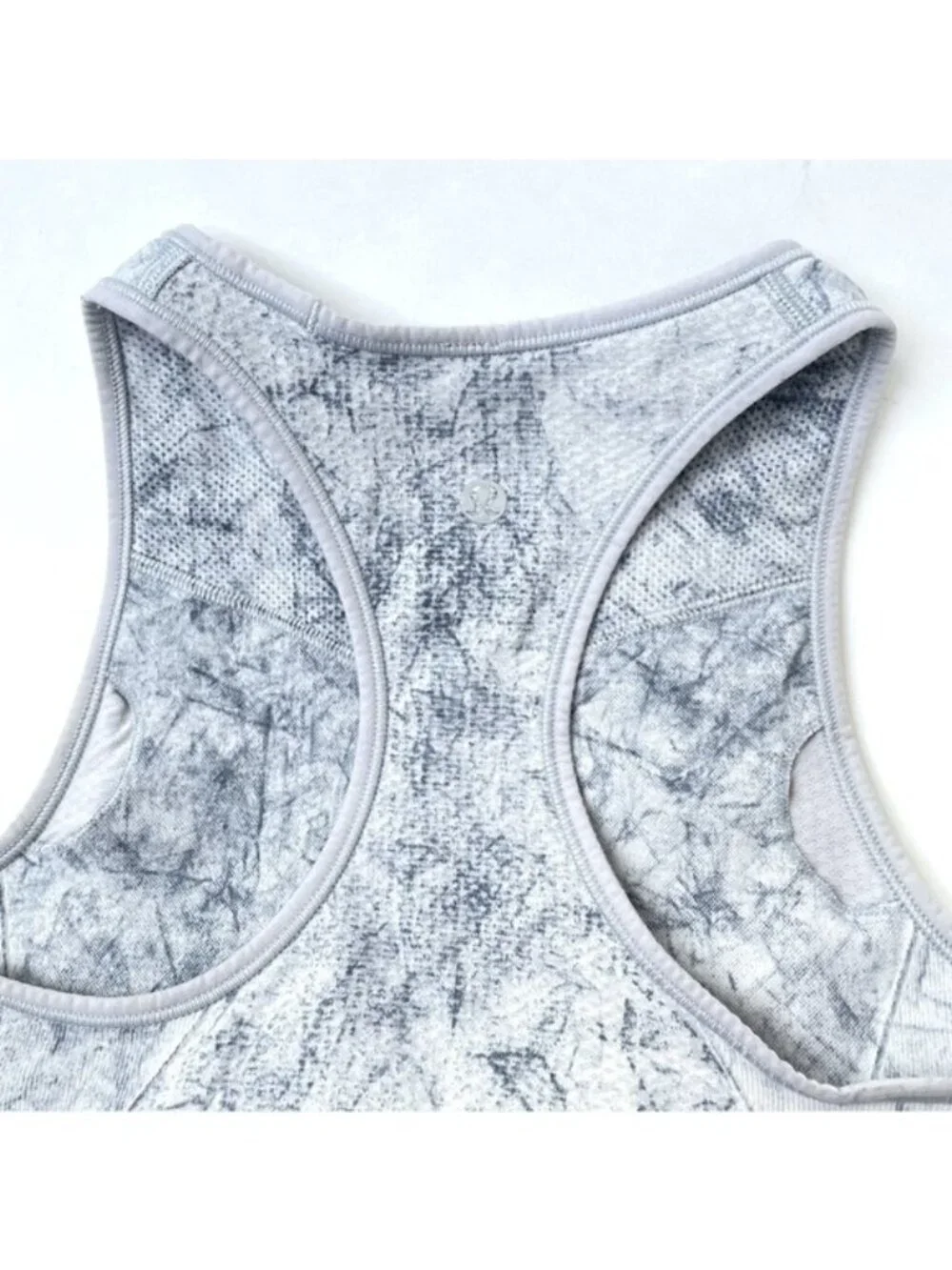 LULULEMON Ebb to Train Bra *WashWhite / Black / Luna A51 Size 4